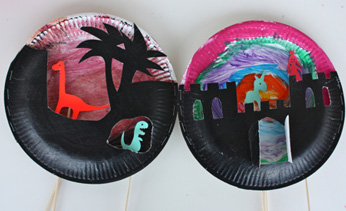 Paper plate puppet theatre