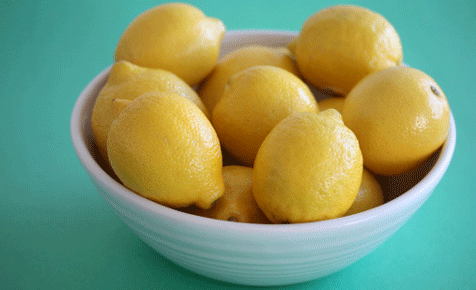 10 ways to clean with lemons