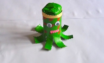 Toilet roll octopus