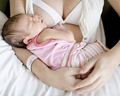 Must-have breastfeeding accessories
